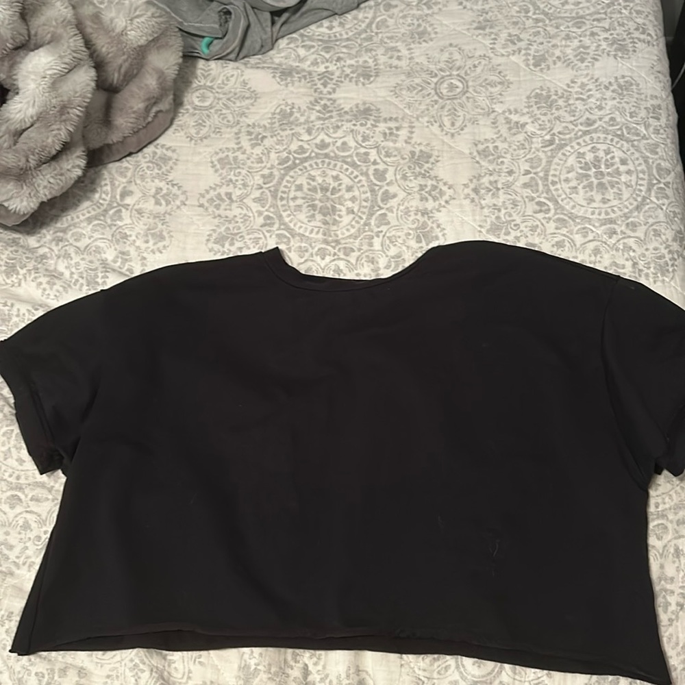 Black over sized crop top